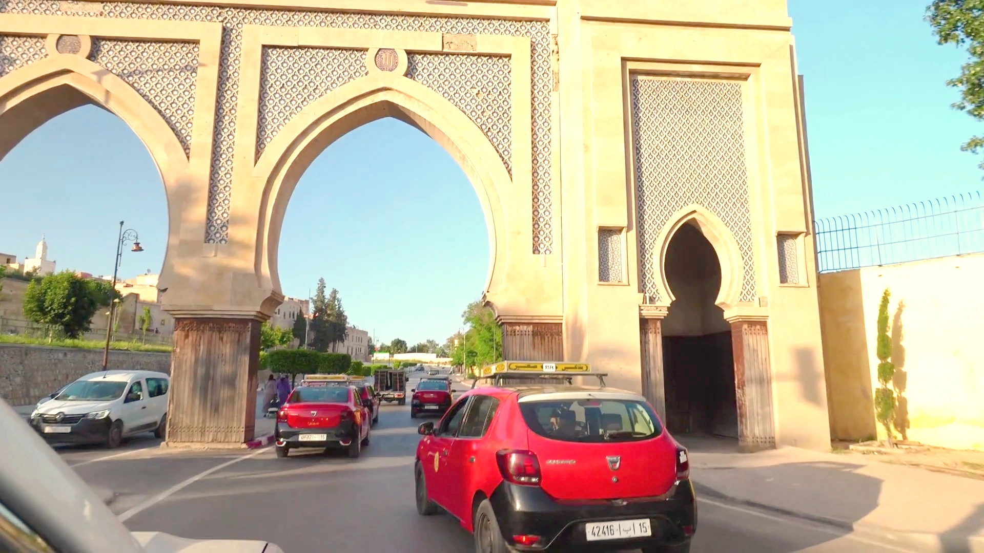 Fez Bab Dekkakin Gate: Imperial City Portal