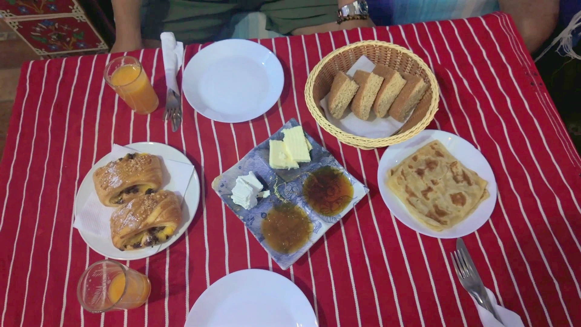 Chefchaouen Breakfast: Traditional Moroccan Morning Spread